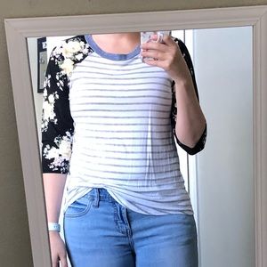 Floral ¾ Sleeve Top